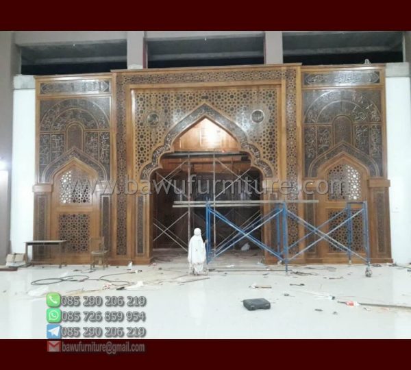 Mihrab Masjid Ukiran Jati