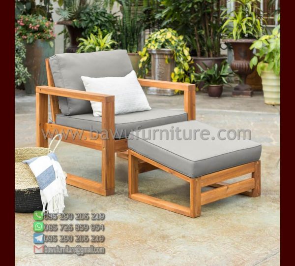 Kursi Santai Outdoor Modern