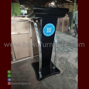 Podium Minimalis Yayasan