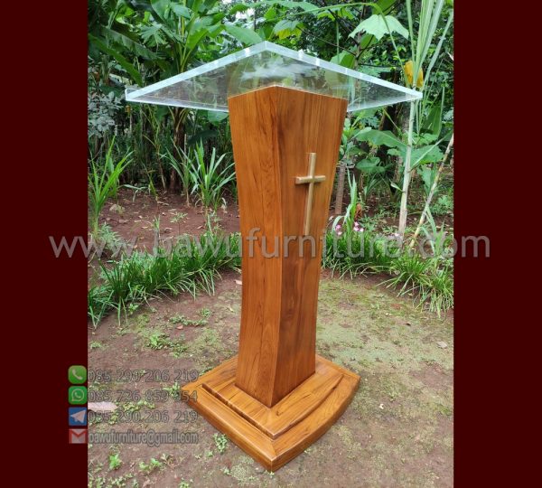 Podium Gereja Jati Terbaru