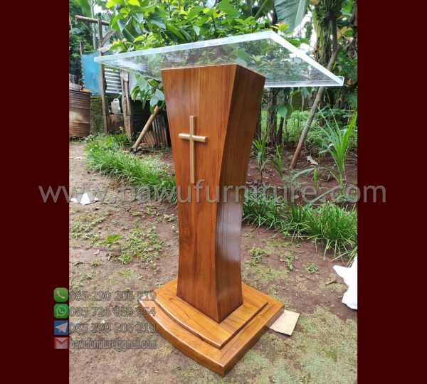 Podium Gereja Jati Terbaru