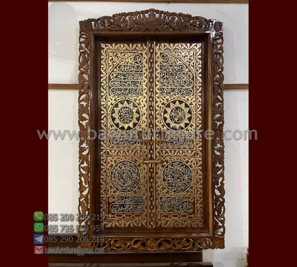 Kaligrafi Pintu Kabah Jati