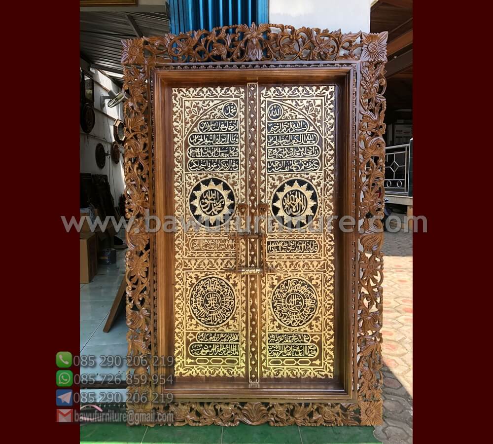 Kaligrafi Pintu Kabah Jati