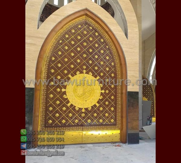 Pintu Masjid Nabawi Modern