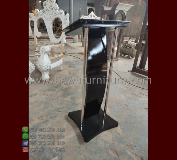 Podium Minimalis Warna Hitam